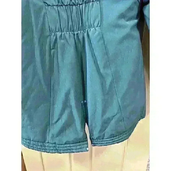 Champion Girls hooded ski or snowboard jacket Kid size XL (14-16) - Picture 9 of 11